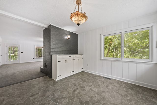115 Buddy Nutt Rd, Lawrenceburg, TN 38464