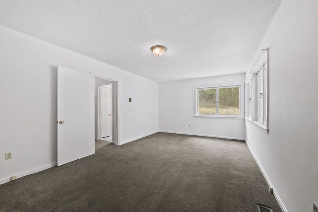 115 Buddy Nutt Rd, Lawrenceburg, TN 38464