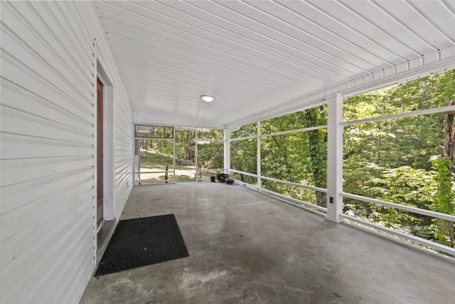 115 Buddy Nutt Rd, Lawrenceburg, TN 38464