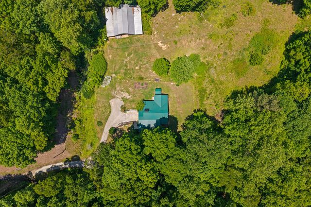 115 Buddy Nutt Rd, Lawrenceburg, TN 38464