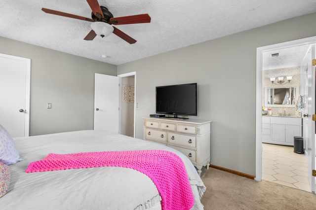 5587 Coogan Place, Dublin, OH 43016