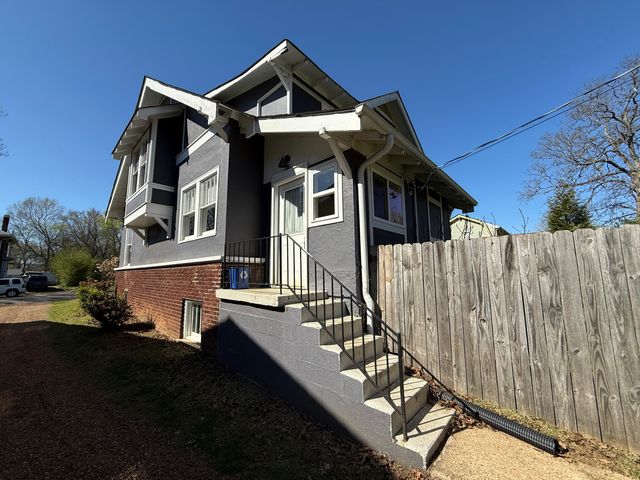 206 Eveningside Drive, Chattanooga, TN 37404