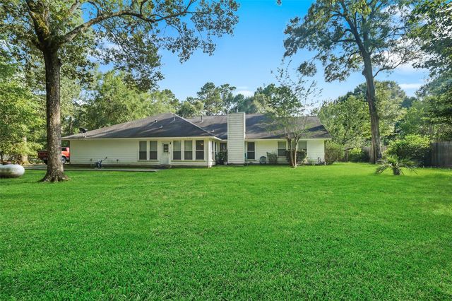 1015 Winchester Bnd Bend, Huffman, TX 77336