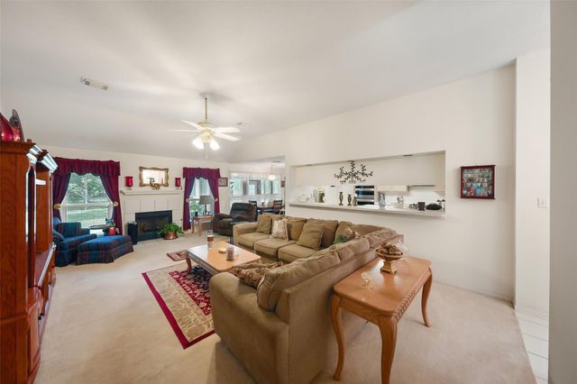 1015 Winchester Bnd Bend, Huffman, TX 77336