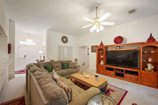1015 Winchester Bnd Bend, Huffman, TX 77336