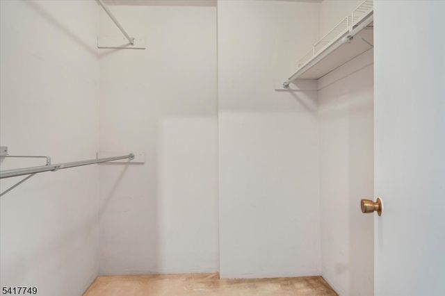 1 Claridge Dr 523, Verona Twp., NJ 07044