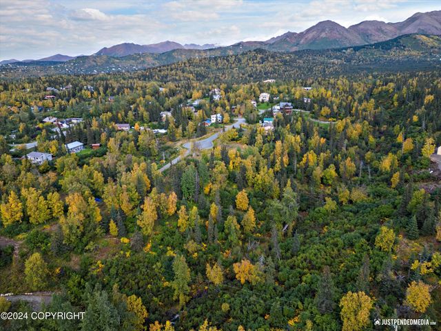 L2A Snow Flake Circle, Anchorage, AK 99516