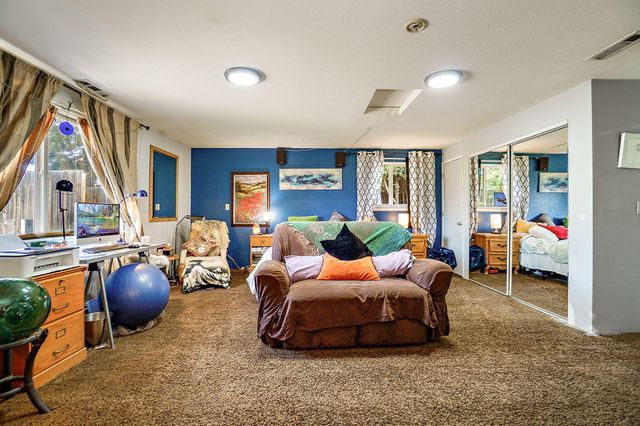 3093 Paul Circle, Medford, OR 97504