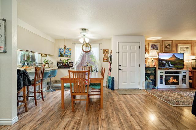 3093 Paul Circle, Medford, OR 97504