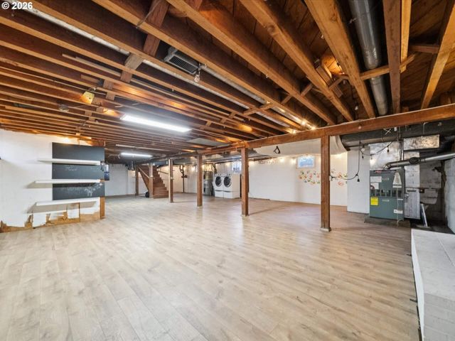 20115 Sw SCHOLLS FERRY Rd, Beaverton, OR 97007