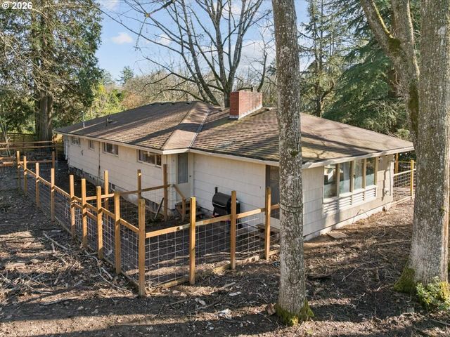 20115 Sw SCHOLLS FERRY Rd, Beaverton, OR 97007