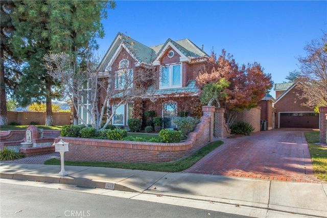 1608 Smiley Ridge, Redlands, CA 92373