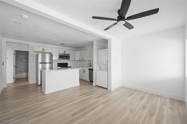 623 North 10th Street A, Las Vegas, NV 89101