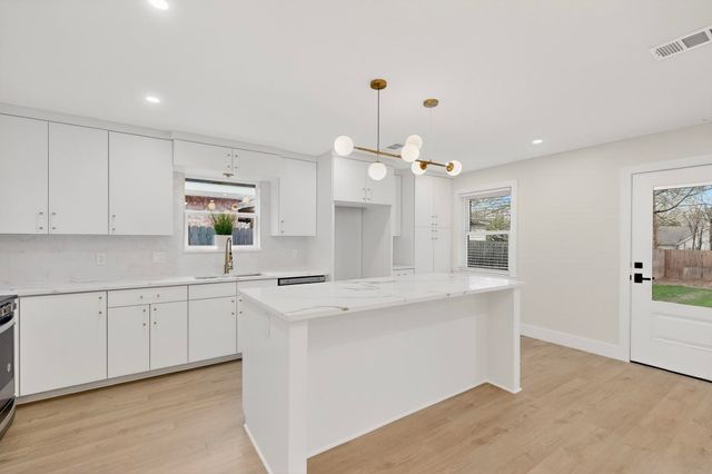 8210 Sussex Street, White Settlement, TX 76108