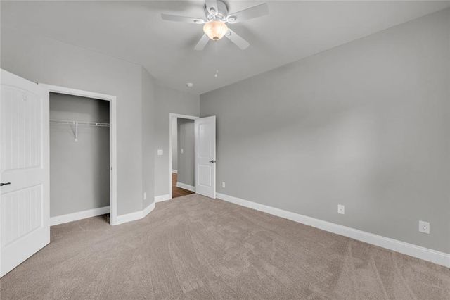 6032 Creekside View Lane, Clermont, GA 30527