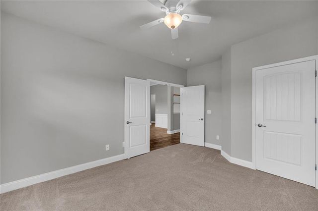 6032 Creekside View Lane, Clermont, GA 30527