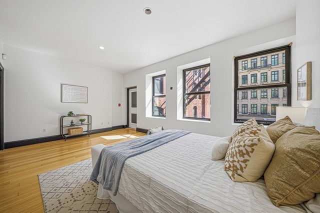 55 Temple Pl 4, Boston, MA 02111