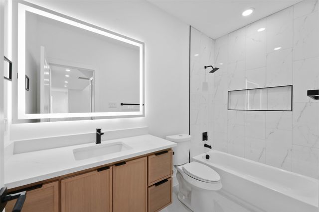 511 Avenue J, Dallas, TX 75203