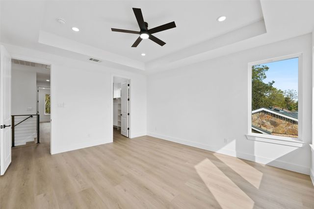 511 Avenue J, Dallas, TX 75203