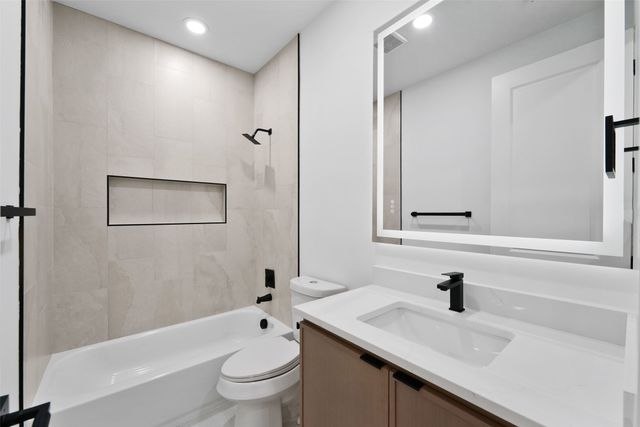 511 Avenue J, Dallas, TX 75203