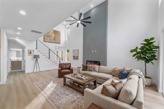 511 Avenue J, Dallas, TX 75203