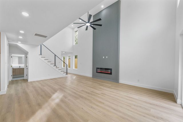 511 Avenue J, Dallas, TX 75203