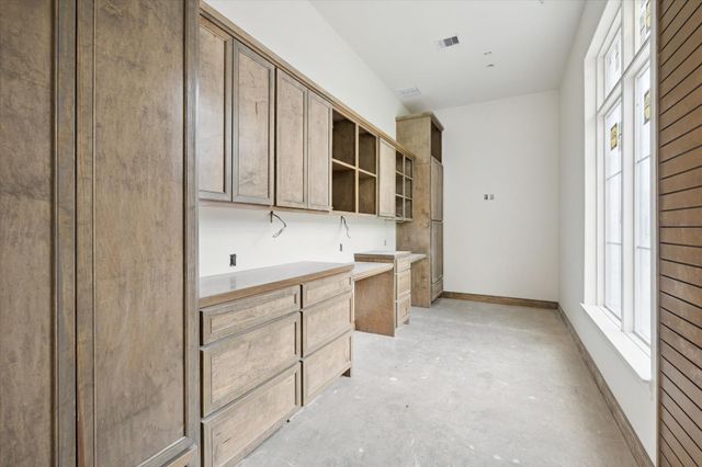 12 Gage Court, Houston, TX 77024