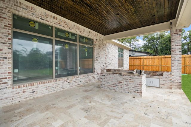 12 Gage Court, Houston, TX 77024