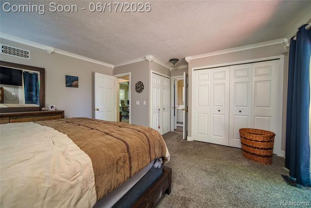 2915 Dunsary Lane, Brighton, MI 48114