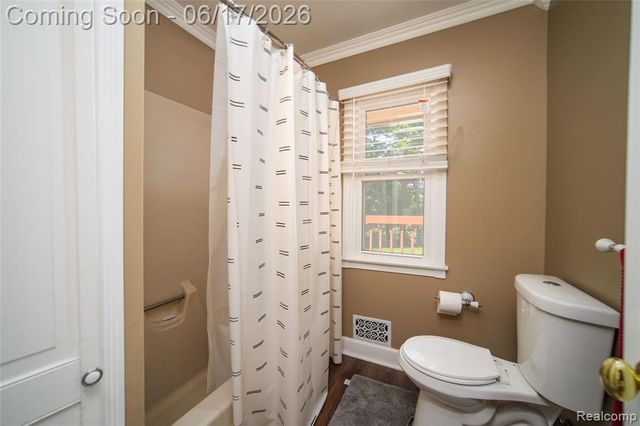 2915 Dunsary Lane, Brighton, MI 48114