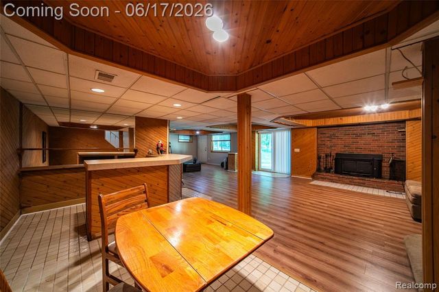 2915 Dunsary Lane, Brighton, MI 48114
