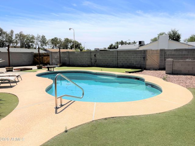 3501 W Detroit Street, Chandler, AZ 85226