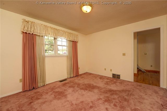 4513 Richmond Circle, South Charleston, WV 25309