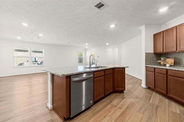 9315 Central Place, Magnolia, TX 77354