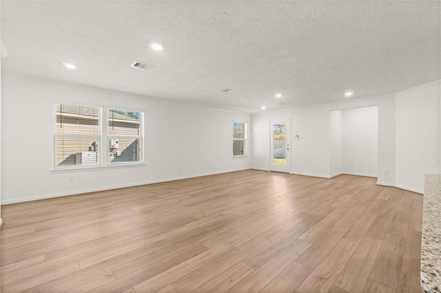 9315 Central Place, Magnolia, TX 77354