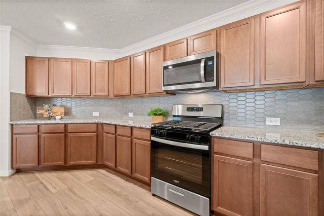 9315 Central Place, Magnolia, TX 77354