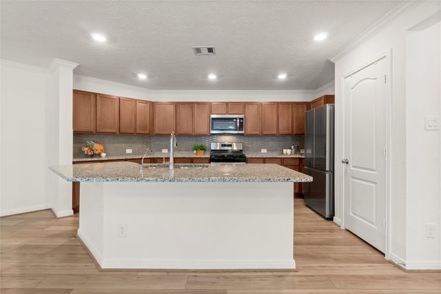 9315 Central Place, Magnolia, TX 77354