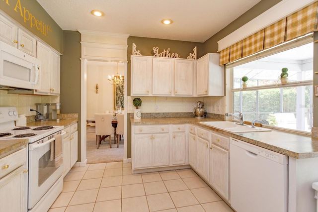 50 OAK BEND COURT, Oviedo, FL 32765