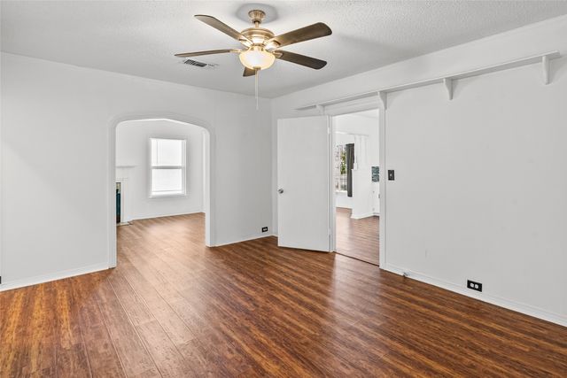 1050 W Dallas Avenue, Cooper, TX 75432