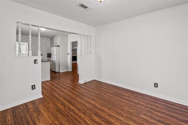 1050 W Dallas Avenue, Cooper, TX 75432