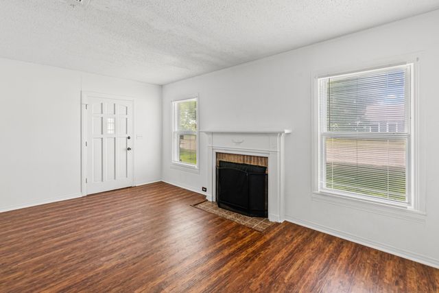 1050 W Dallas Avenue, Cooper, TX 75432