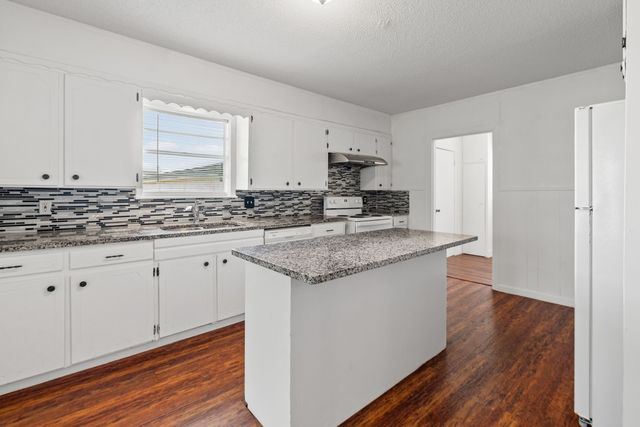1050 W Dallas Avenue, Cooper, TX 75432