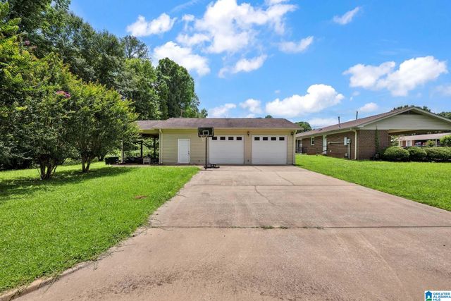 700 GENE ROSE STREET, Sylacauga, AL 35151