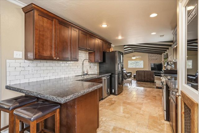 4715 E Harvard Avenue, Fresno, CA 93703