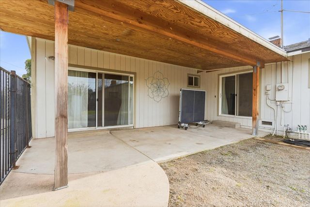 4715 E Harvard Avenue, Fresno, CA 93703