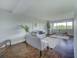 377 S Harrison Street 8I, East Orange City, NJ 07018