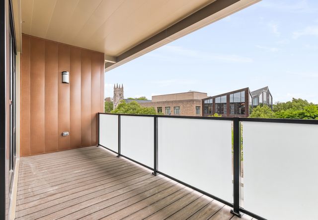 835 Lake Street 314, Oak Park, IL 60301