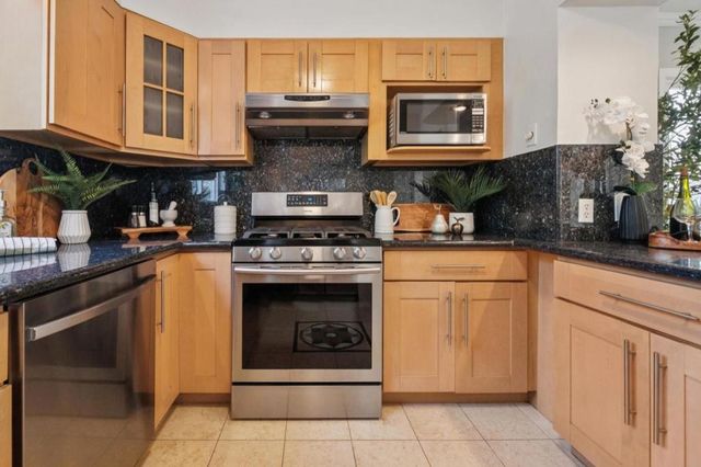 38 Wilshire Avenue, Daly City, CA 94015