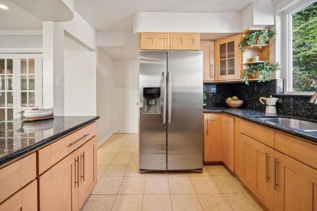 38 Wilshire Avenue, Daly City, CA 94015