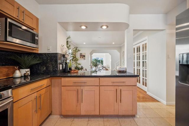 38 Wilshire Avenue, Daly City, CA 94015